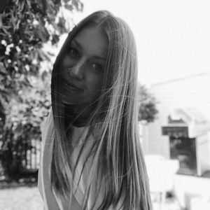 Meet your Posher, Adalyde